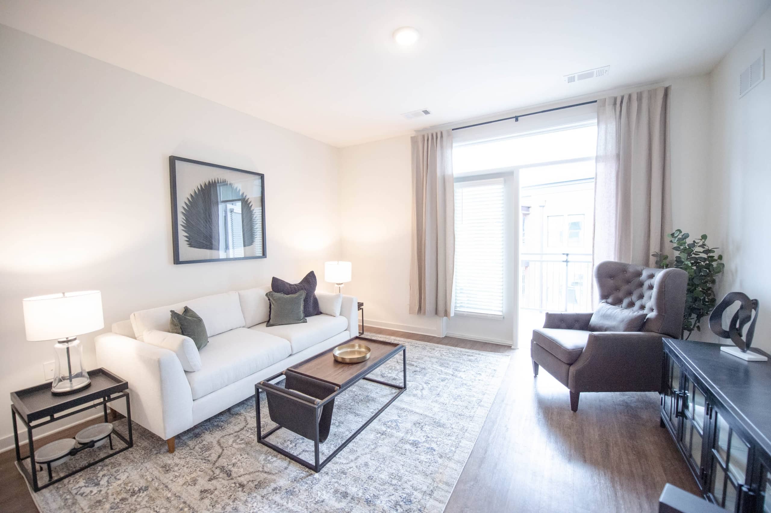 rebeccawardphoto encore model 117 scaled