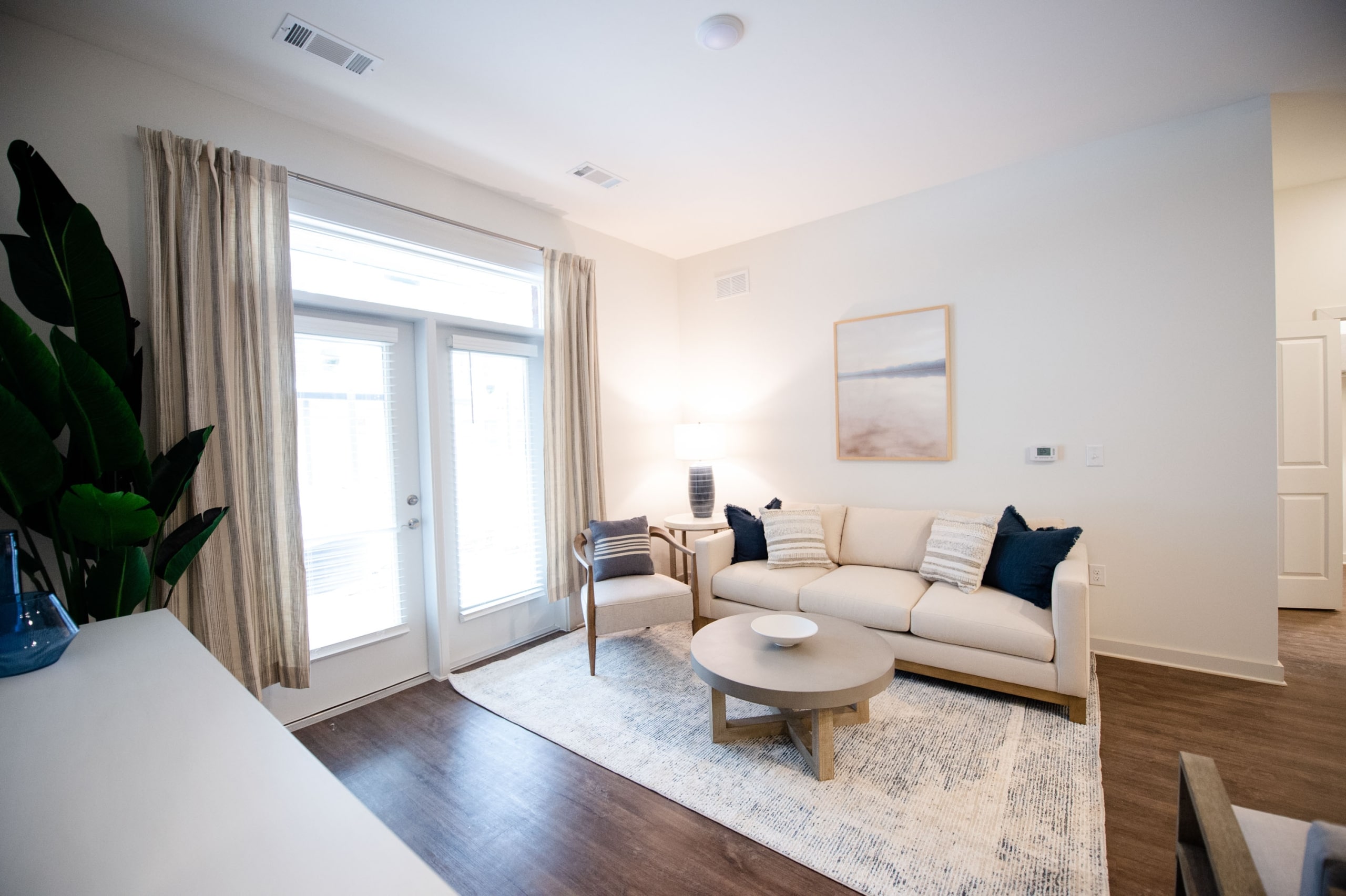 rebeccawardphoto encore model 126 scaled