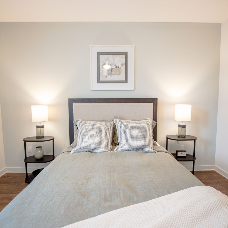 rebeccawardphoto encore model 162 scaled