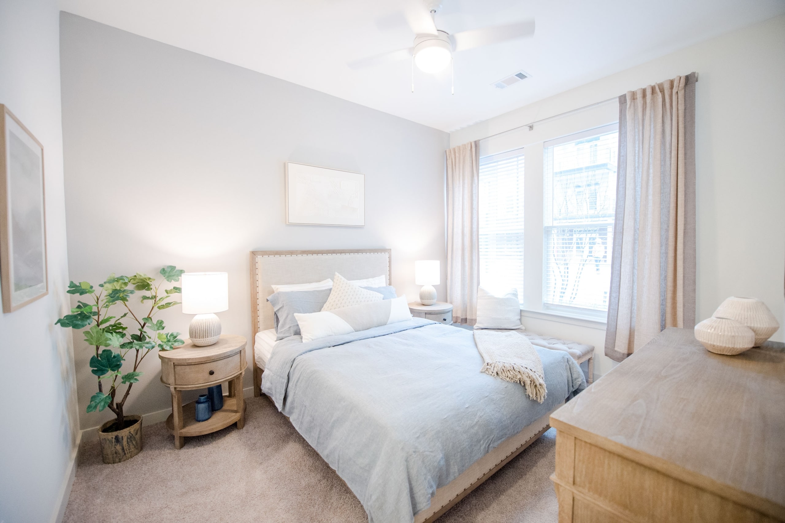 rebeccawardphoto encore model 24 1 scaled