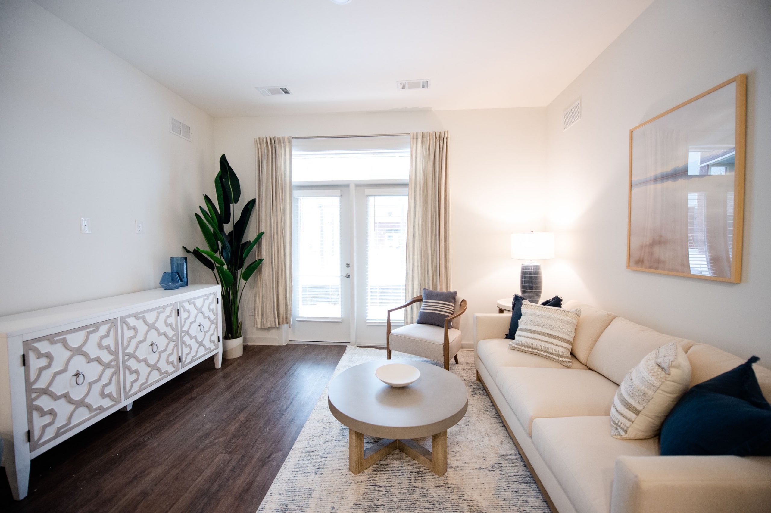 rebeccawardphoto encore model 63 scaled