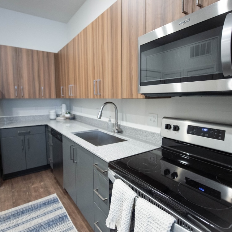 rebeccawardphoto encore model 8 scaled