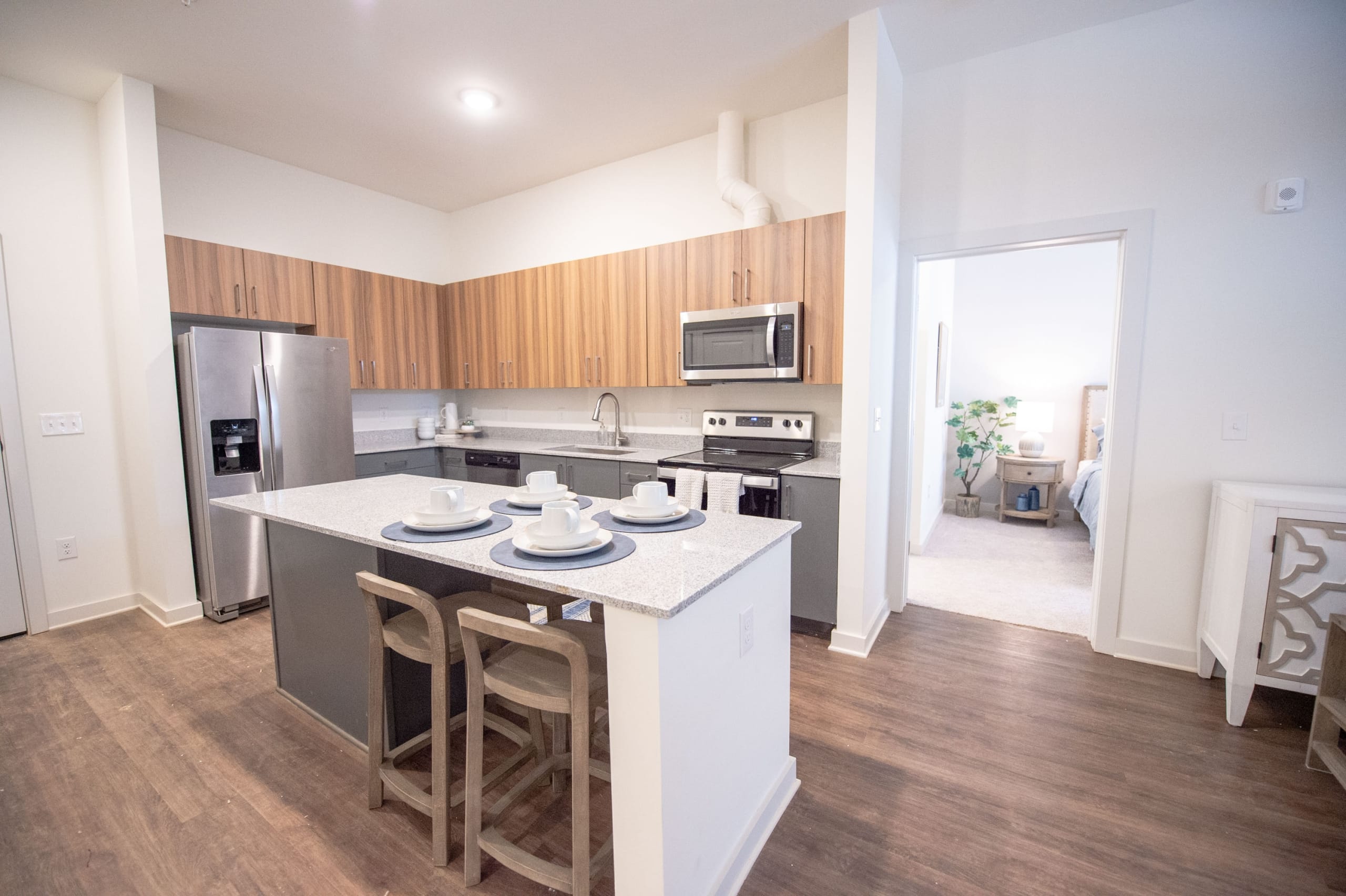 rebeccawardphoto encore model 90 scaled